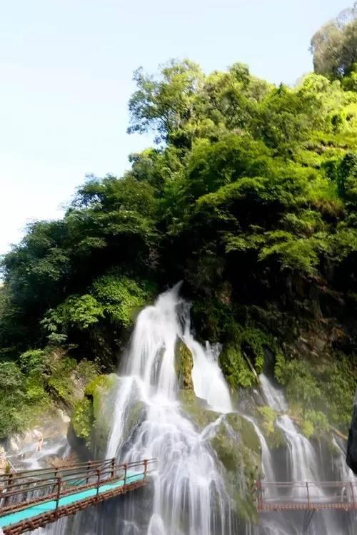 逃离广阔的山川